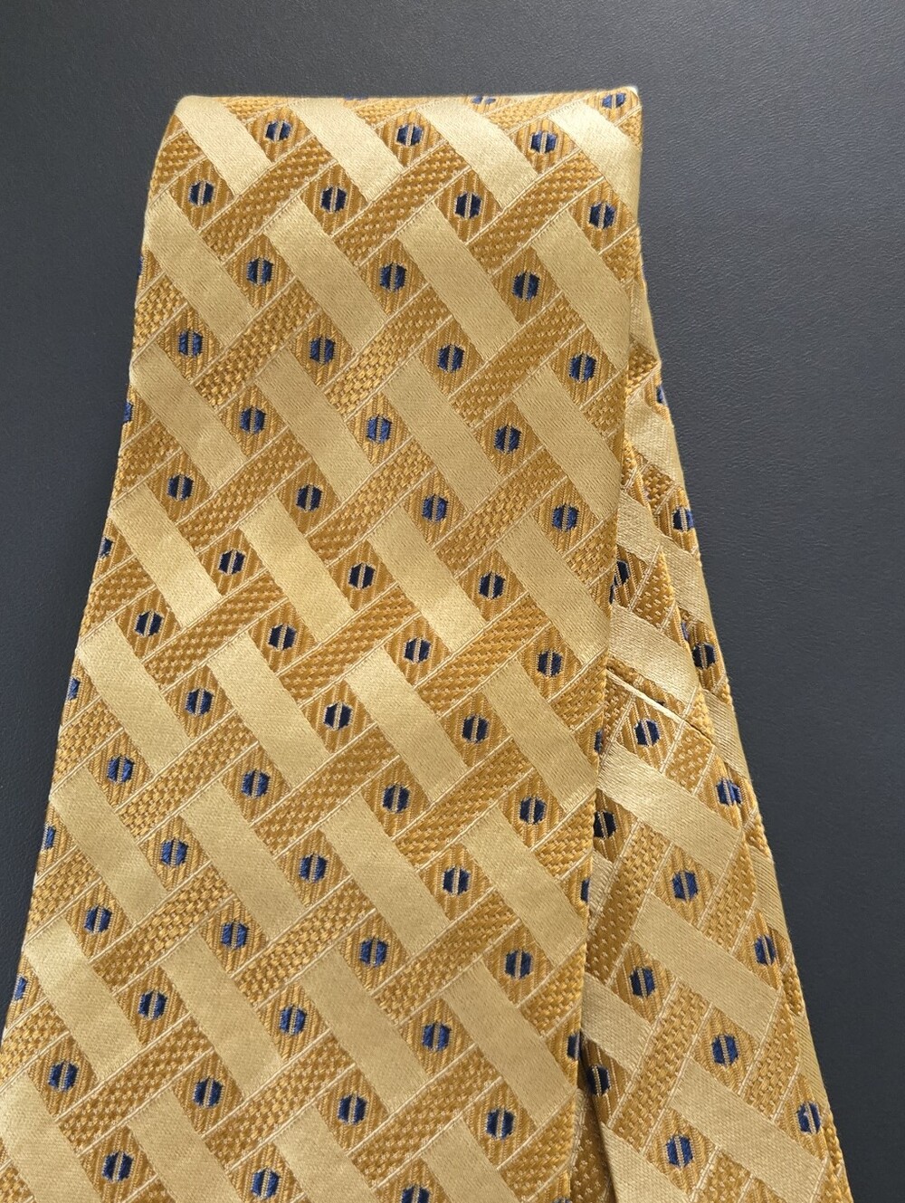 Ermenegildo Zegna Antique Gold Sheen Navy Geometric Print Silk Tie Made In Italy - Picture 7 of 11